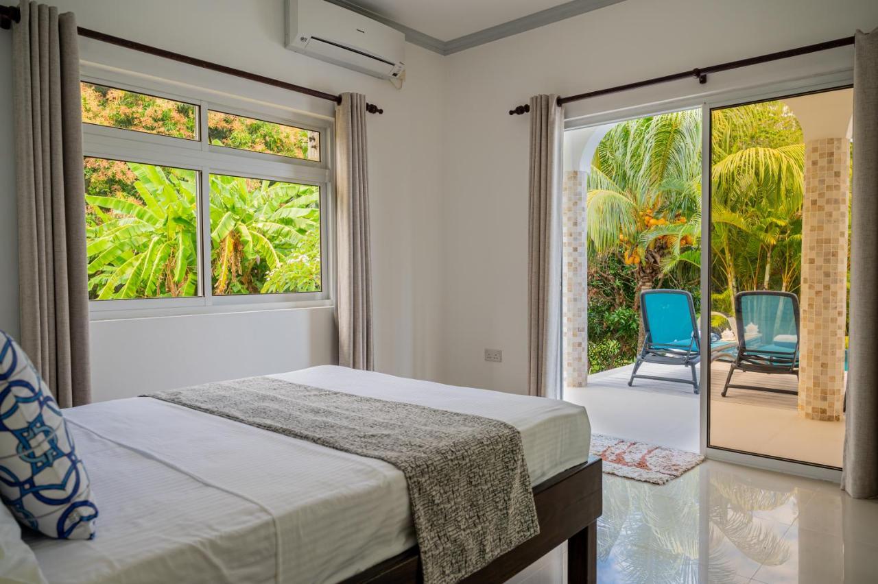 Tranquility Villas Baie Sainte Anne Bagian luar foto